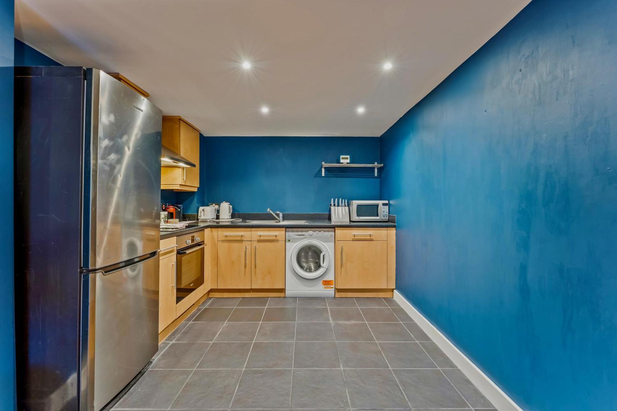 Centre Sleeps 5, Free Parking, Netflix